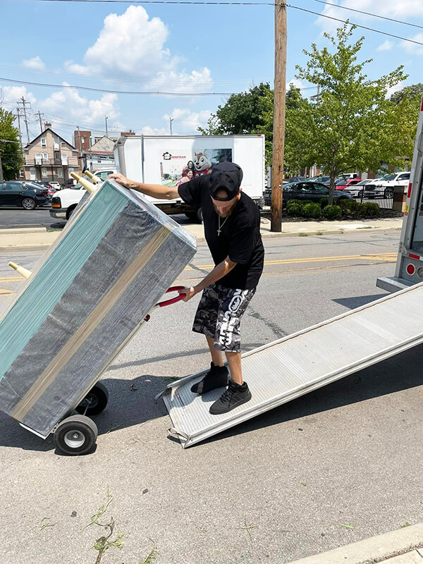 Moving Forward Louisville Moving Company 011